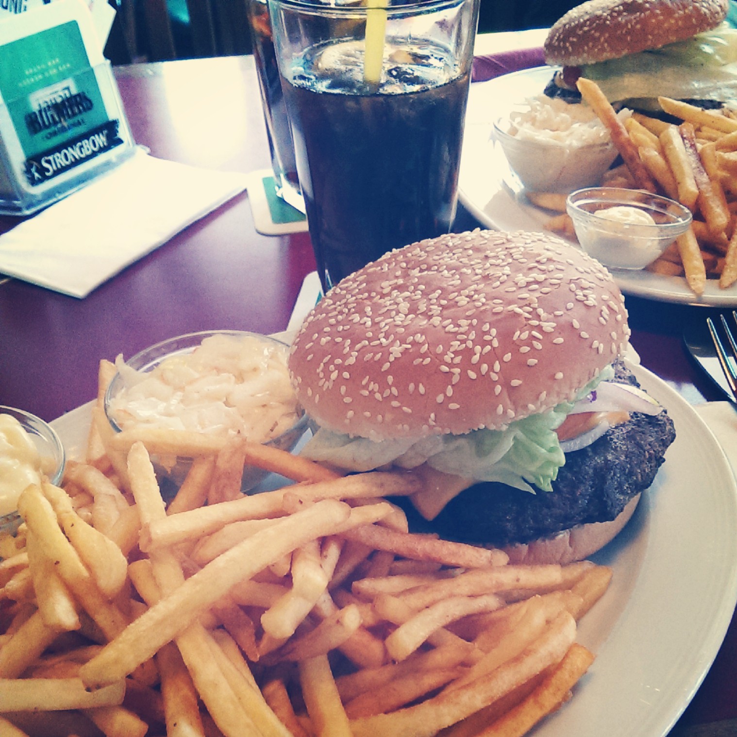 Wiesbaden // Yours Sports Bar Das Burgermädchen